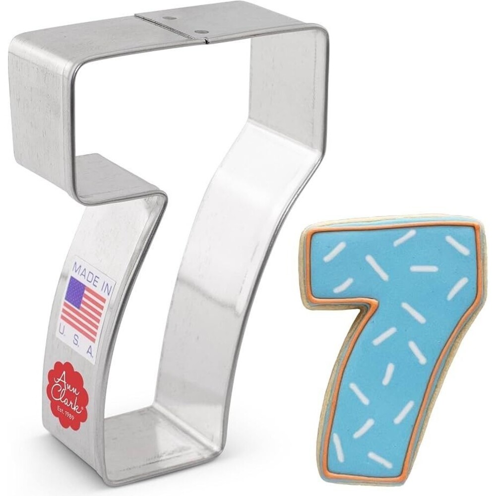 Ann Clark number 7 Cookie Cutter, Made in Usa Kitchen Tool Baking NWT